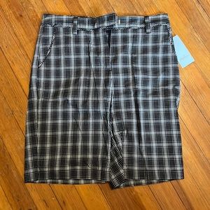 Women’s Lady Hagen golf shorts